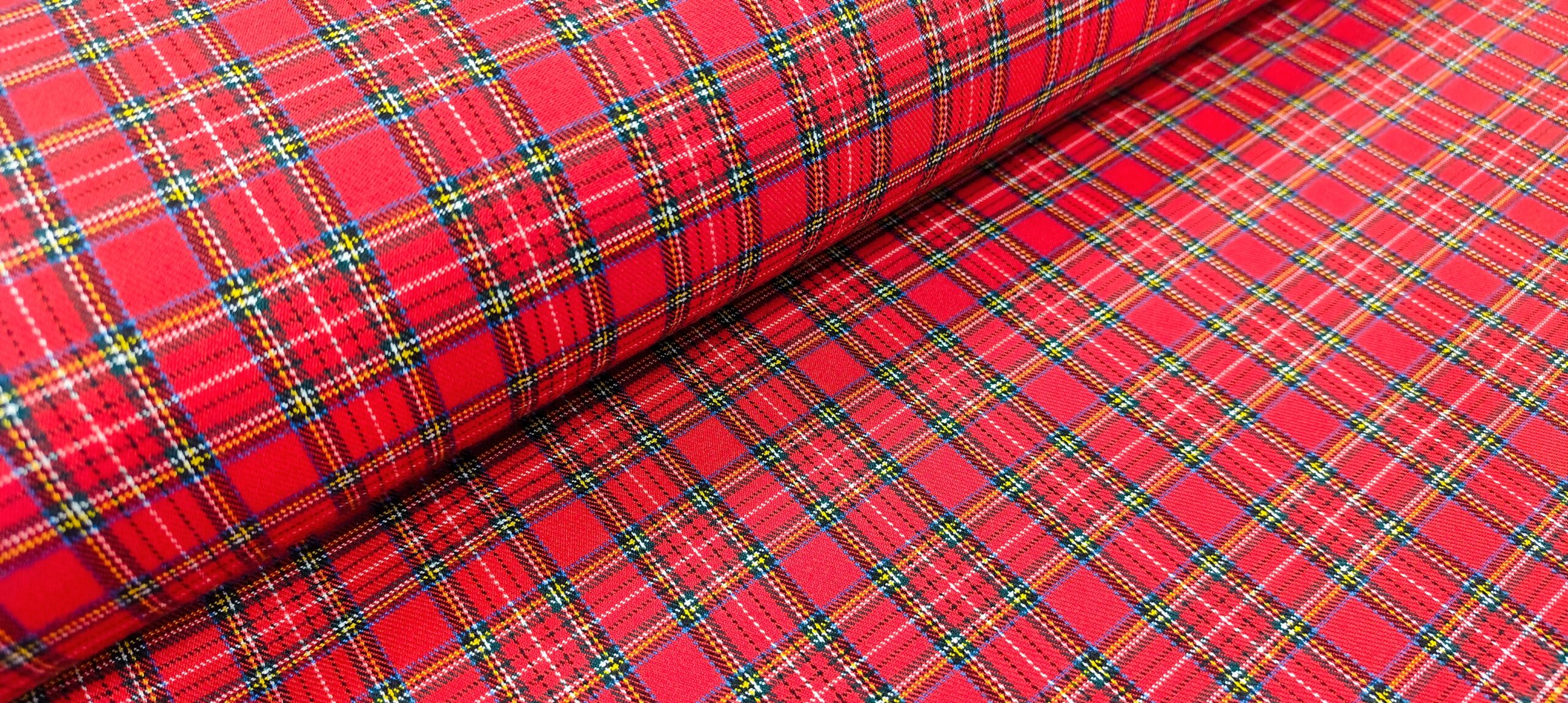 CUADROS TARTAN ROJOS PEQUEÑOS